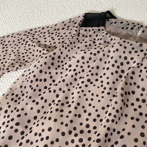 Nude Polka Dot Puffed Sleeves Blouse - Picture 6 of 6